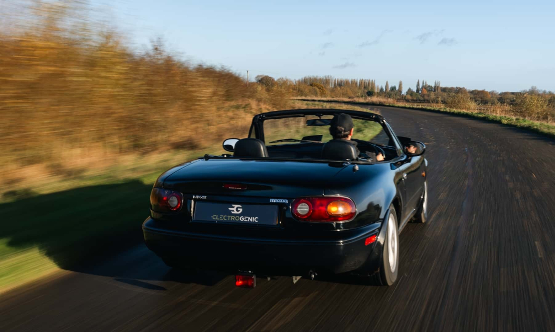 электромобиль Mazda MX-5, Mazda MX-5 1989, электромобиль Mazda