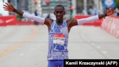 24-річний рекордсмен світу в марафоні загинув у ДТП в Кенії