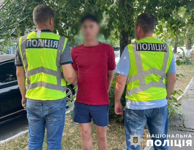 Поліція затримала киянина, який підірвав гранату у Дніпровському районі столиці